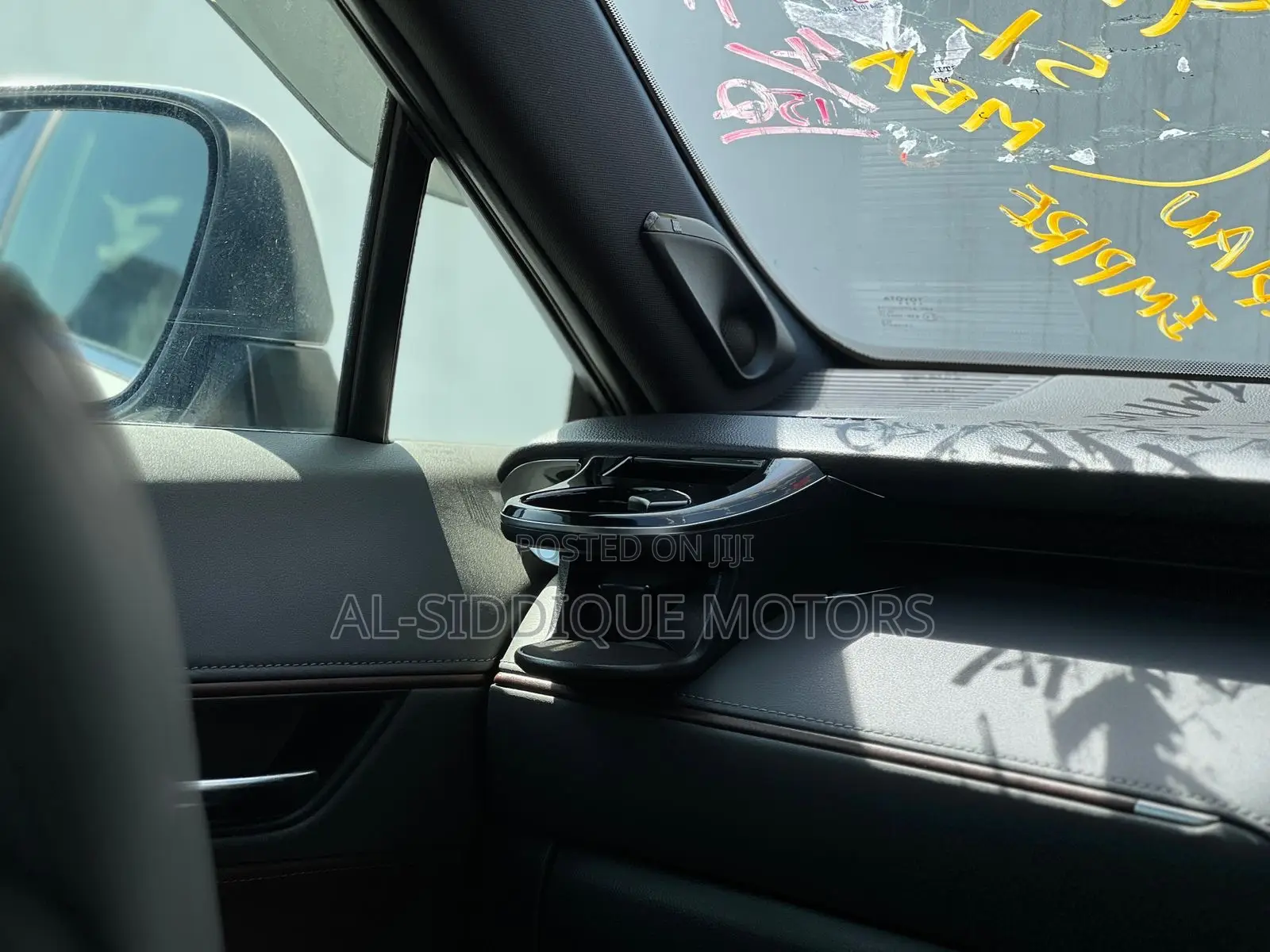 Toyota Harrier 2.0 2020  White 