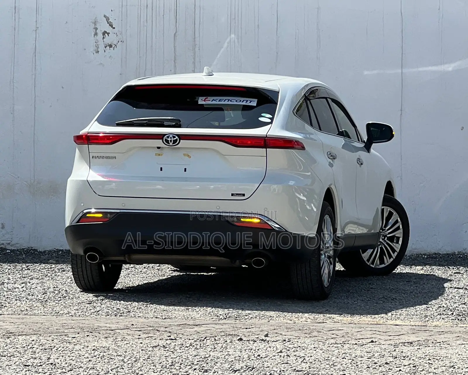 Toyota Harrier 2.0 2020  White 