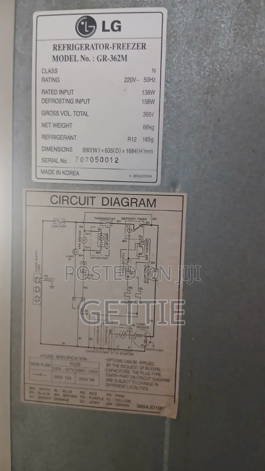 Original Lg Refrigerator at a Throwaway Price – Needs Repair