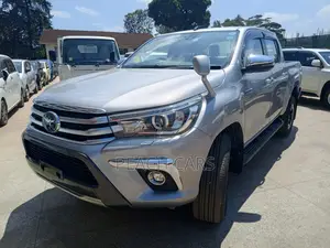 Toyota Hilux 2018 Silver