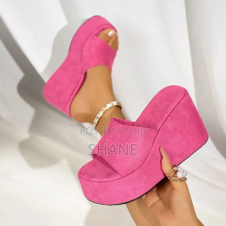 ✨Women’S Platform Wedge Slides✨
