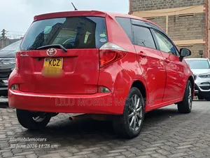 Toyota Ractis 2013 Red