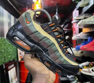 Airmax 95 Size 40 and Tn