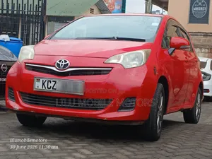 Toyota Ractis 2013 Red