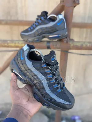 Airmax 95 Size 40 and Tn
