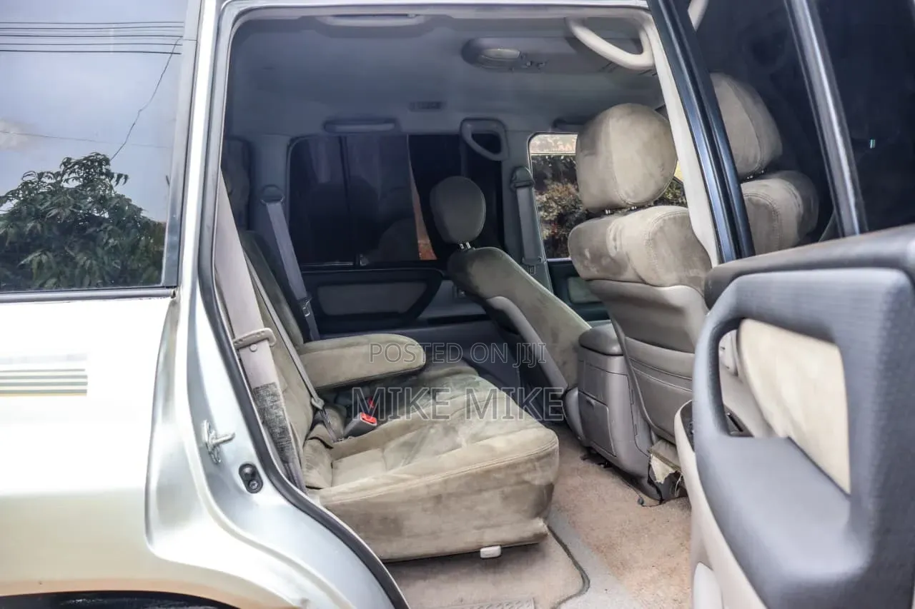 Toyota Land Cruiser 2007 Silver