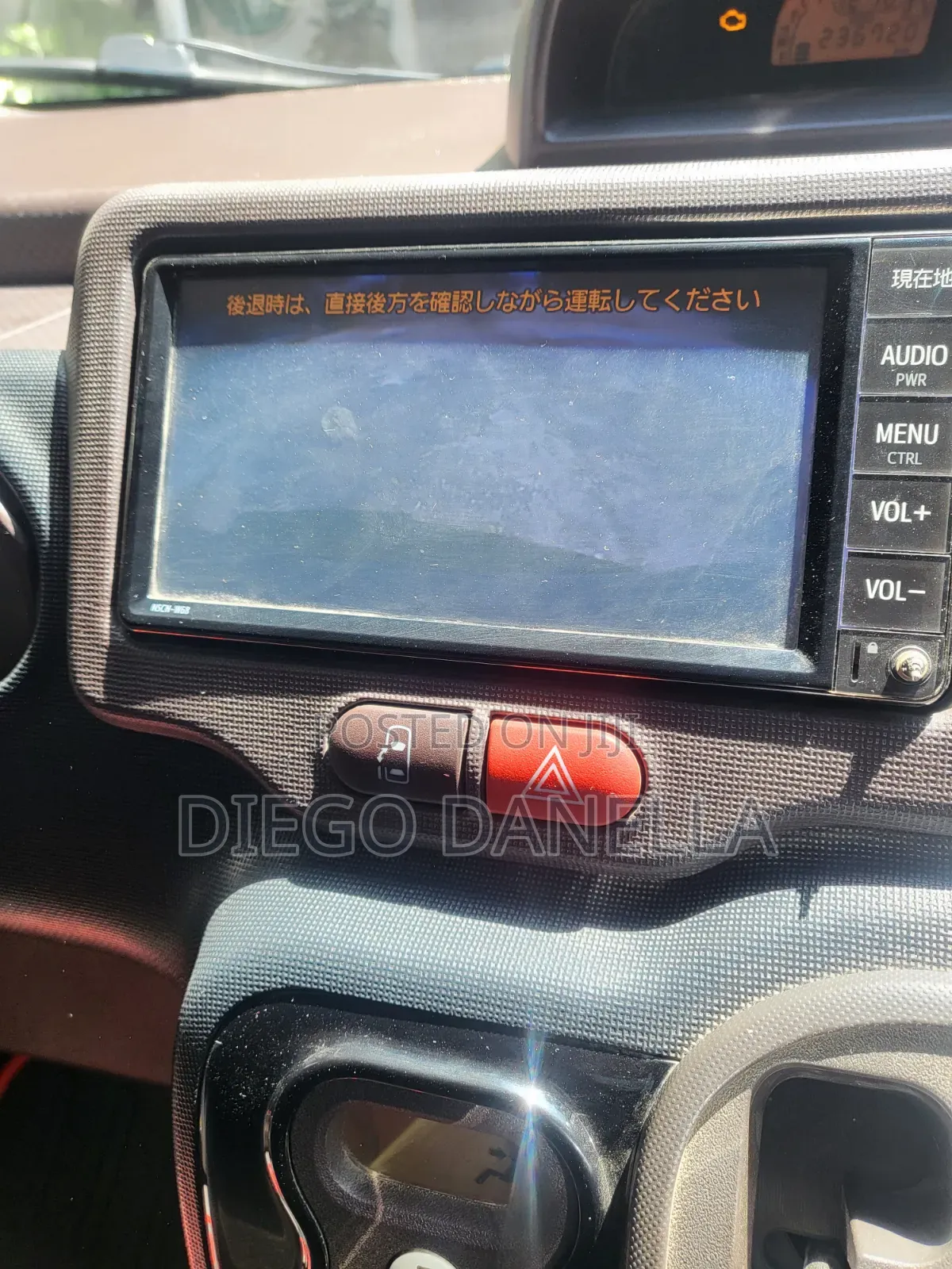 Toyota Spade 2012 Blue