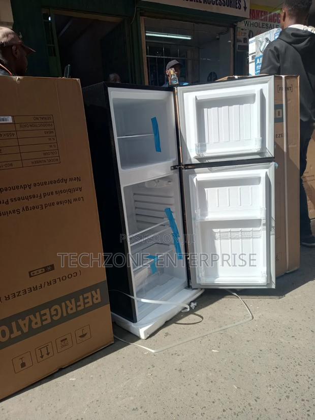 Decho 138 Litres Double Door Refrigerator With Silver Finish - main view