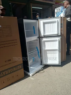 Decho 138 Litres Double Door Refrigerator With Silver Finish 