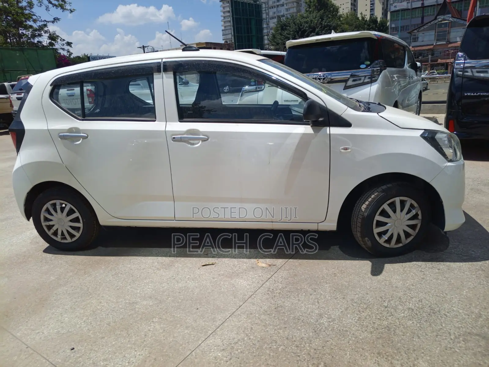 Daihatsu Mira 2018 White