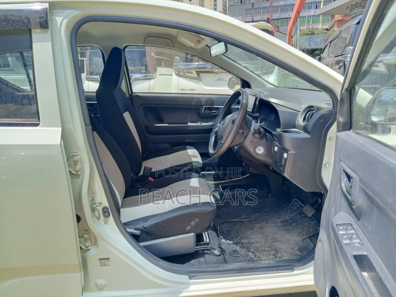 Daihatsu Mira 2018 White