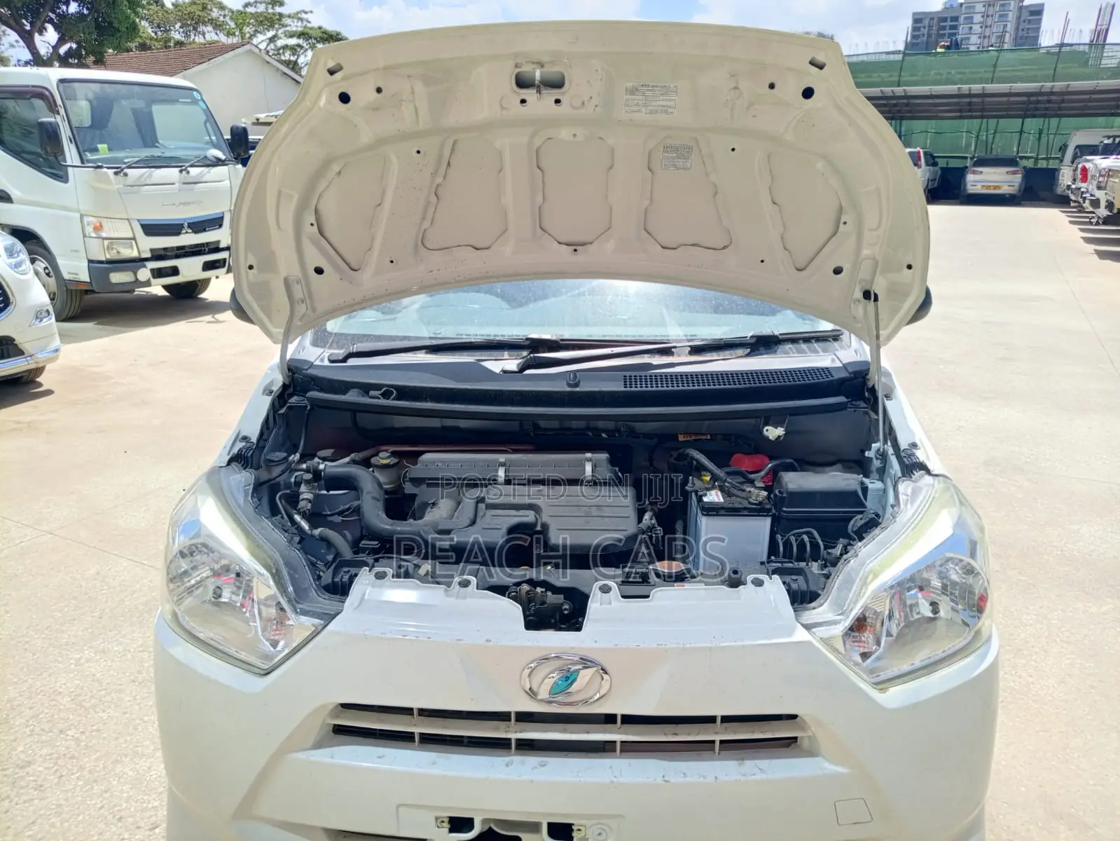 Daihatsu Mira 2018 White