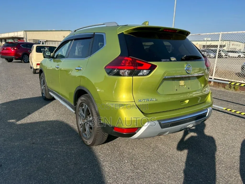 Nissan X-Trail 2019 Green