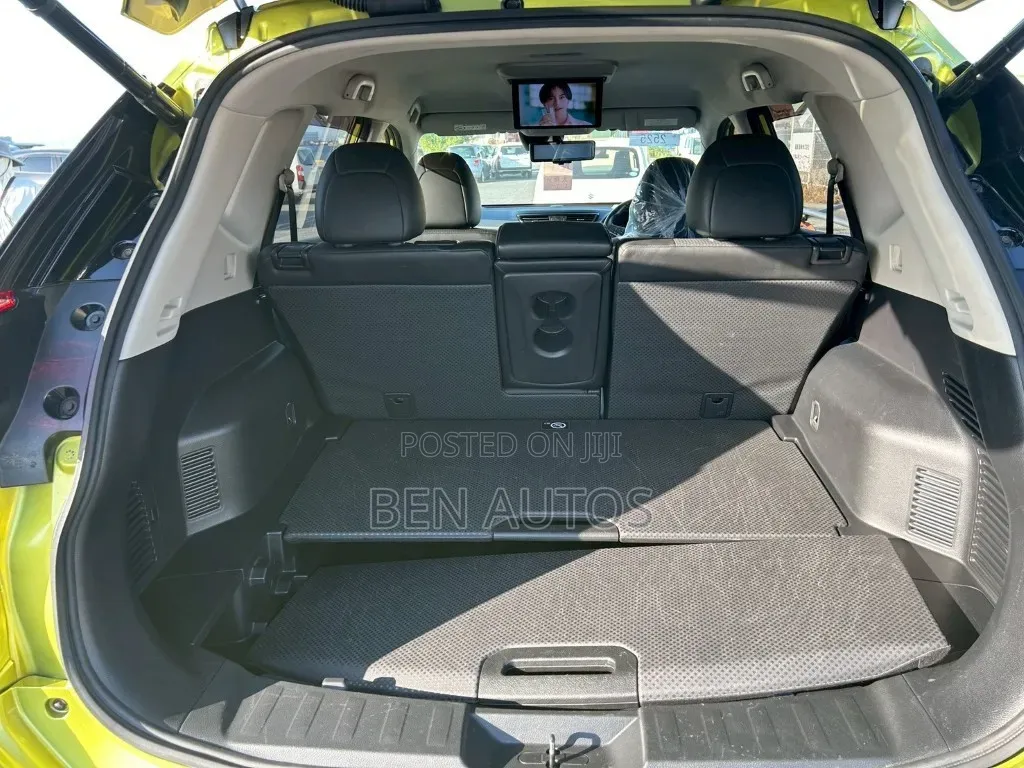 Nissan X-Trail 2019 Green