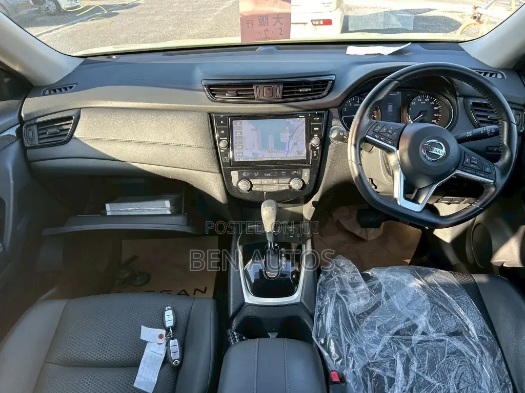 Nissan X-Trail 2019 Green