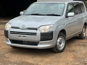 Toyota Succeed 2019 Silver