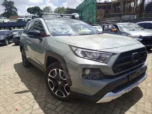 Toyota RAV4 2020 Green