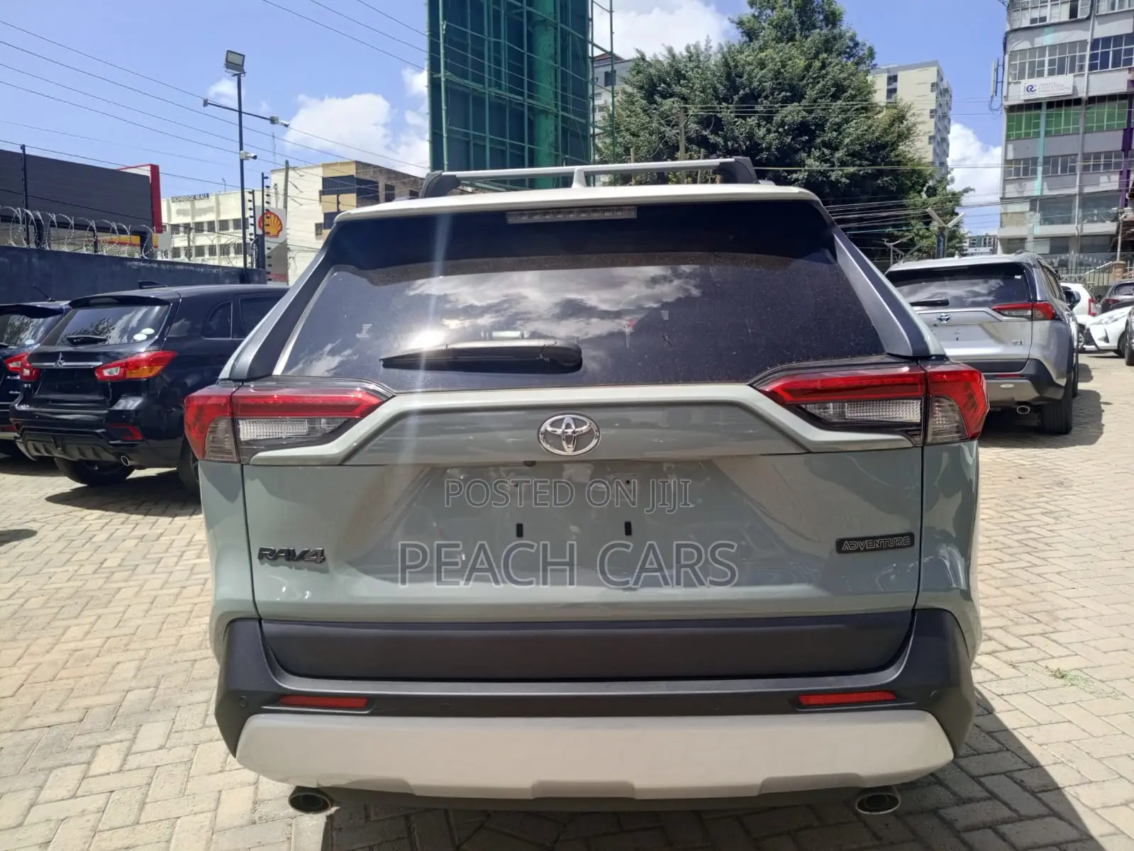 Toyota RAV4 2020 Green