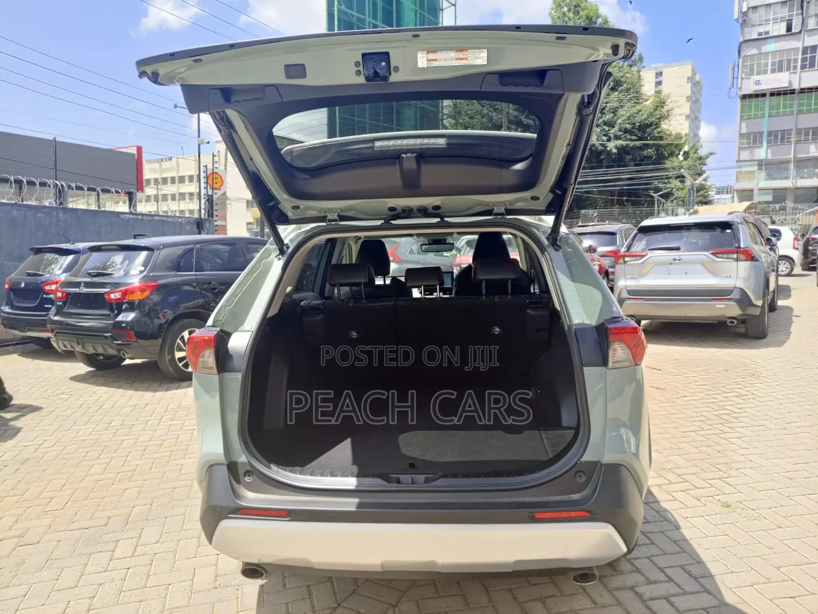 Toyota RAV4 2020 Green