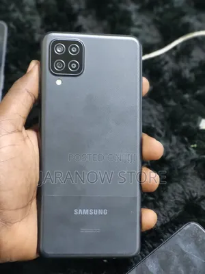 Samsung Galaxy A12 32 GB Black