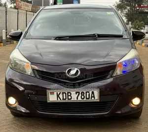 Toyota Vitz 2013 Black
