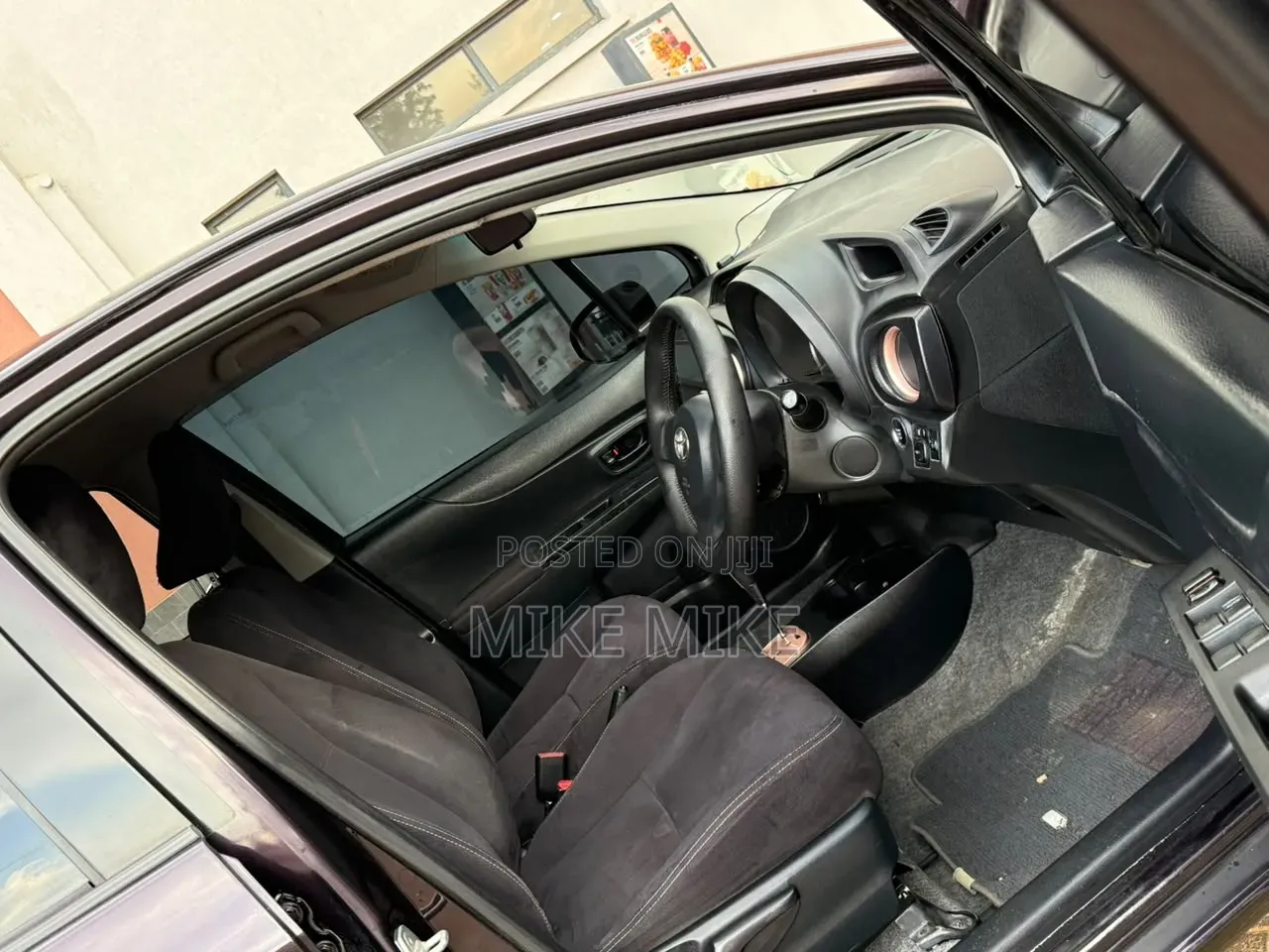 Toyota Vitz 2013 Black