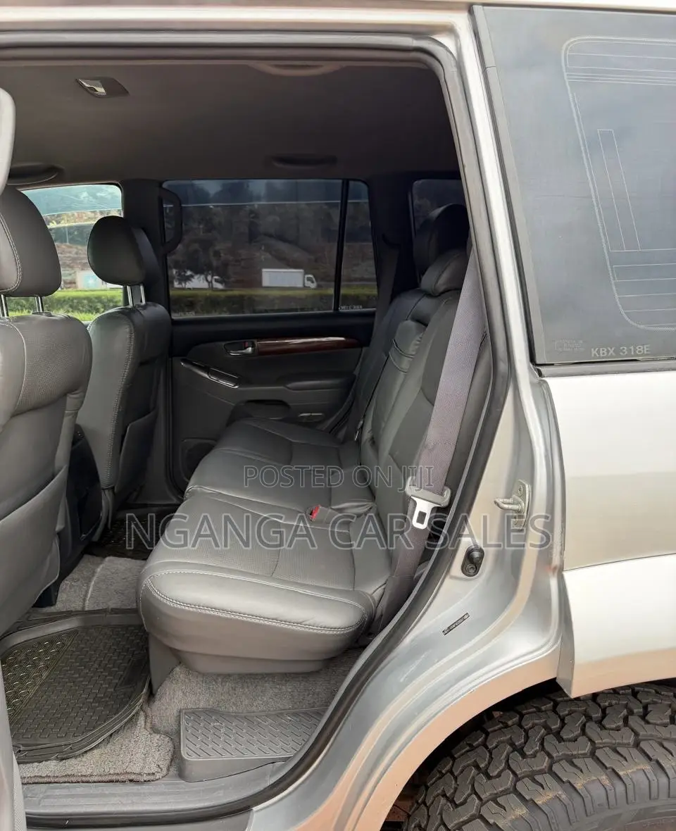 Toyota Land Cruiser Prado 3.0 D-4D 5dr 2007 Silver