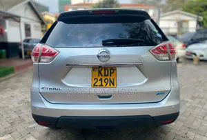 Nissan X-Trail 2016 Silver