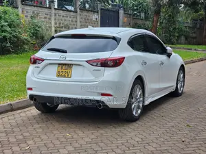 Mazda Axela 2016 White