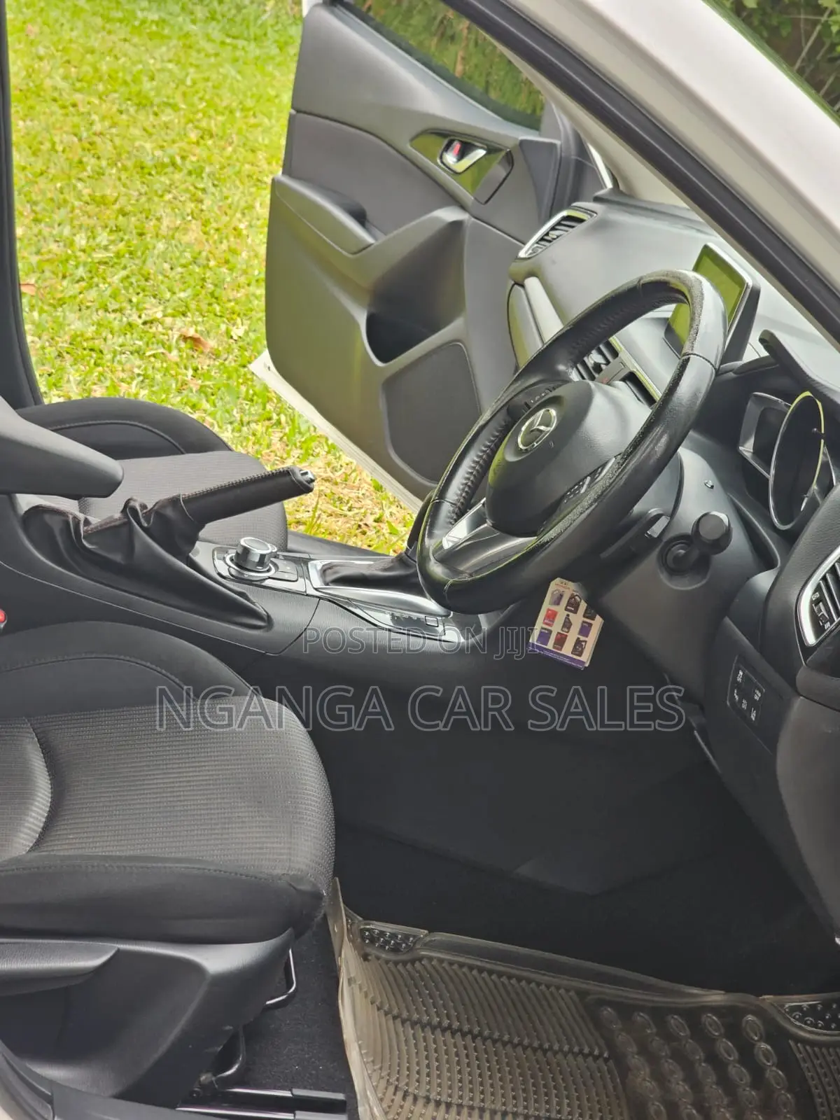 Mazda Axela 2016 White