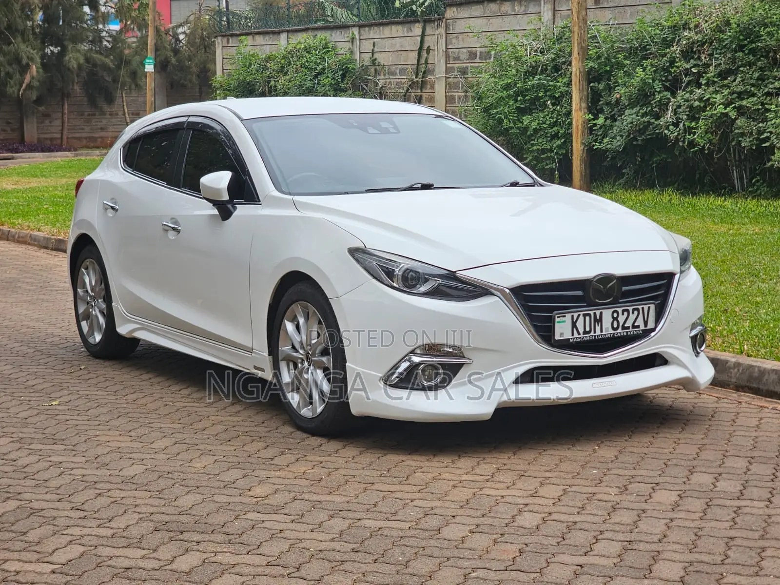 Mazda Axela 2016 White
