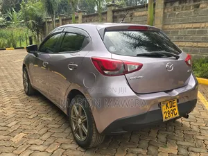 Mazda Demio 2015 Pink