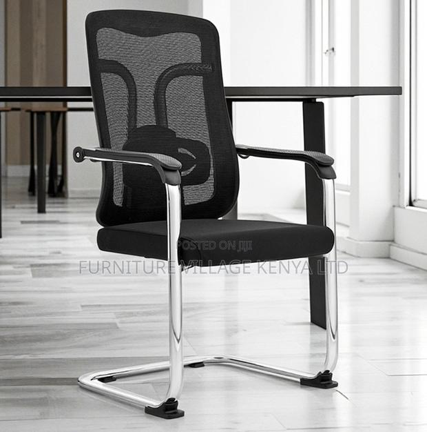 Mesh-Made Office Visitor Seat - thumbnail 16
