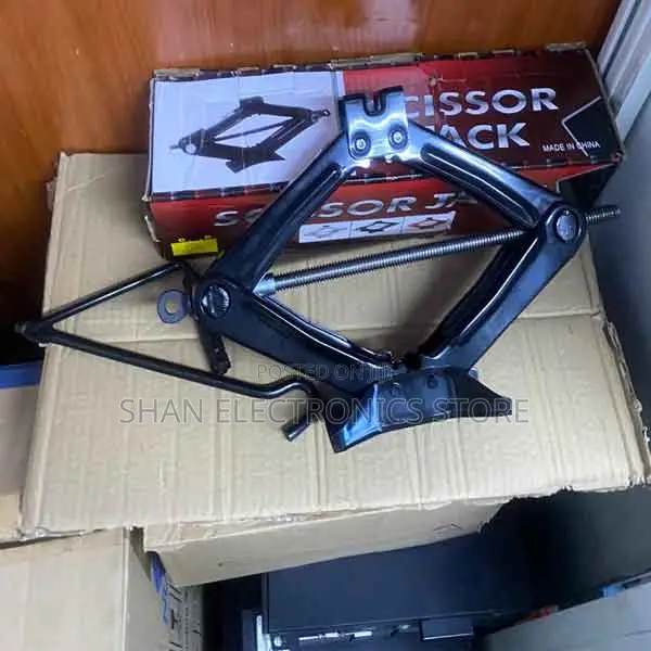 Space-Saving Design 2t Vehicle Jack Turning Handle