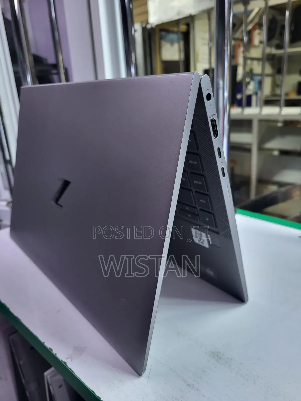 Laptop HP ZBook Firefly 14 G7 16GB Intel Core i7 SSD 256GB
