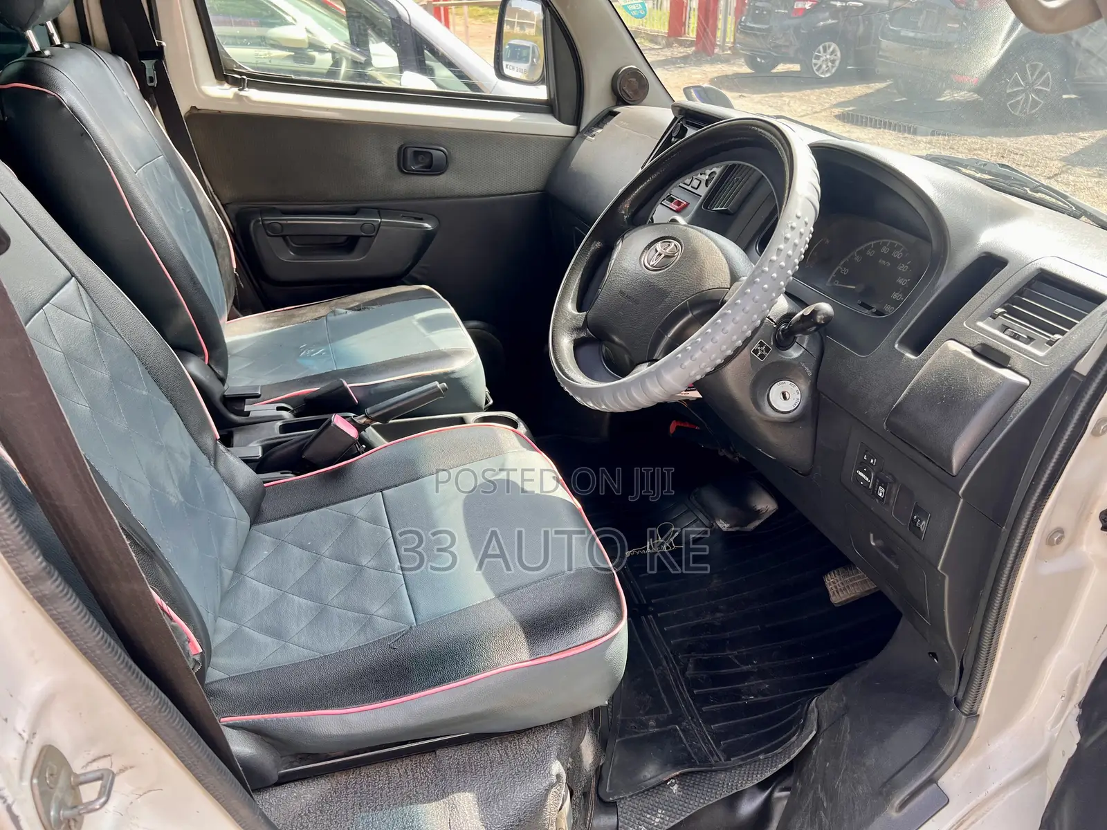Toyota HiAce 2009 Blue