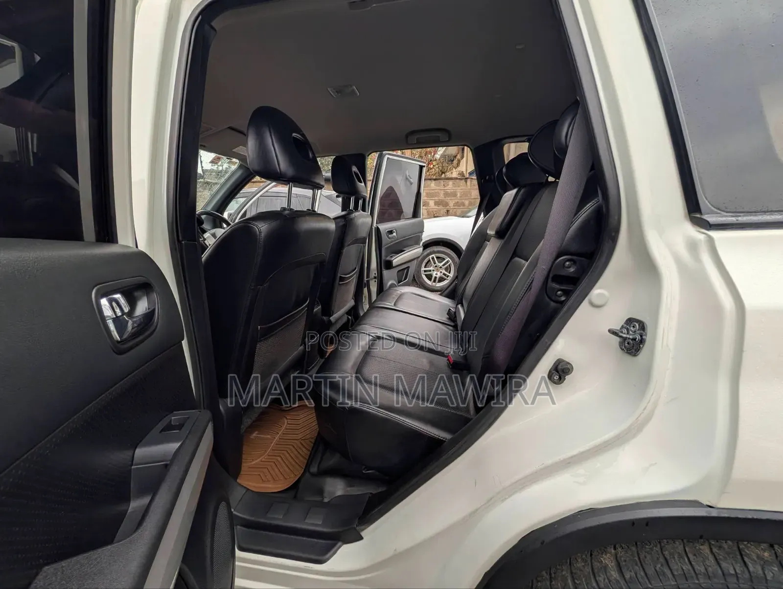 Nissan X-Trail 2011 White