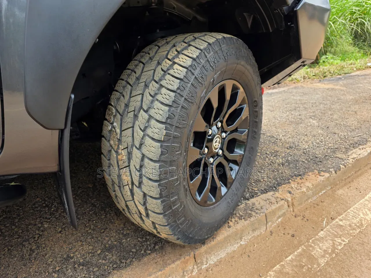Toyota Hilux 2020 Gray