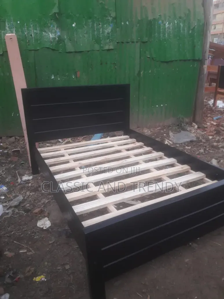 4x6 Bed Made of Board and Hardwood