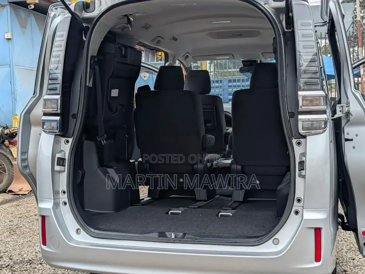 Toyota Voxy 2019 Silver