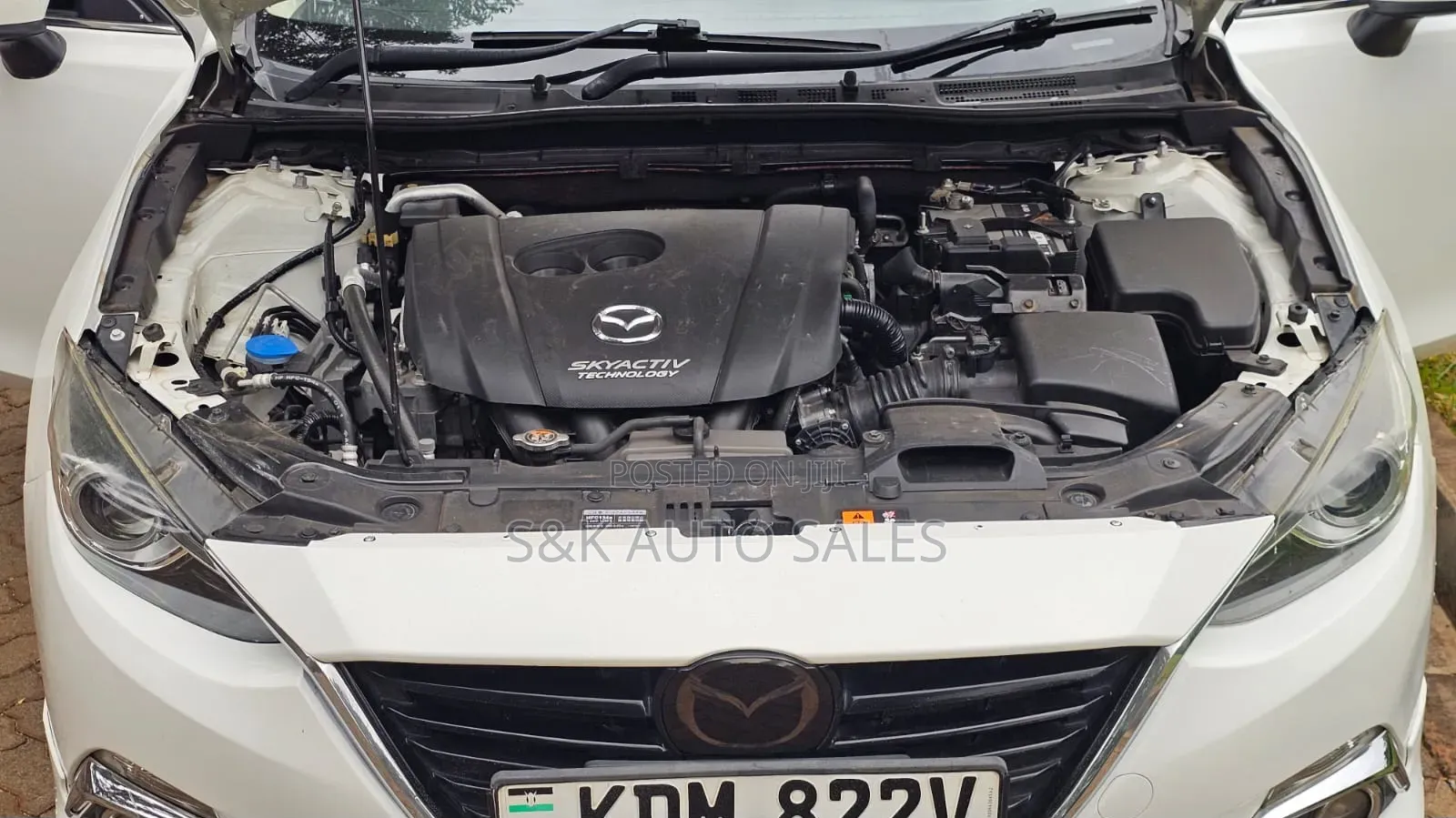 Mazda Axela 2016 White