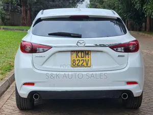 Mazda Axela 2016 White