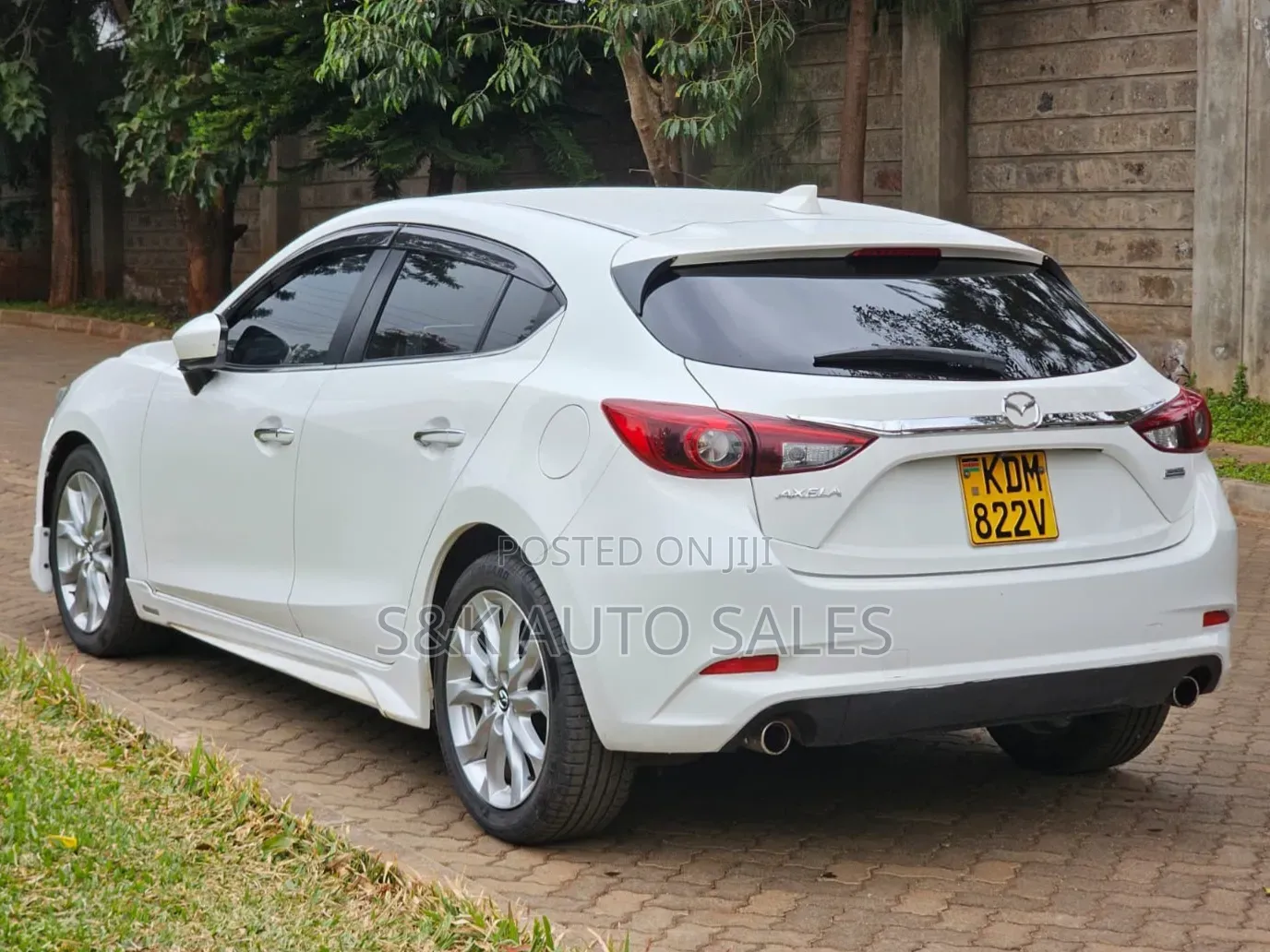 Mazda Axela 2016 White
