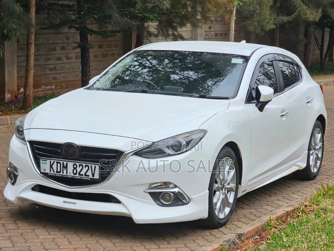 Mazda Axela 2016 White