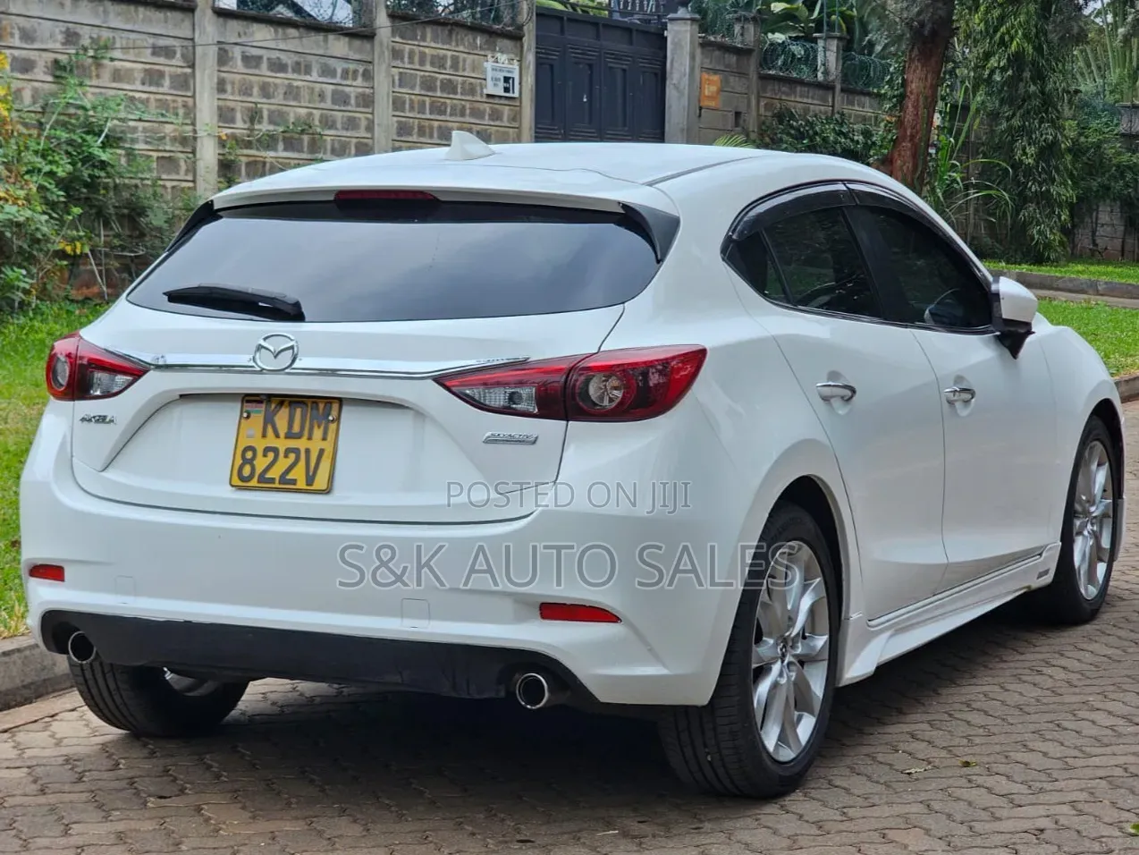 Mazda Axela 2016 White