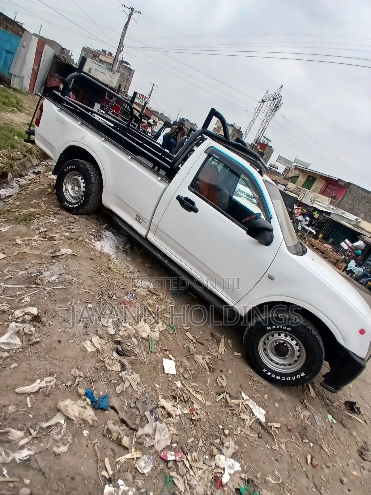 Isuzu D-MAX 2010 White