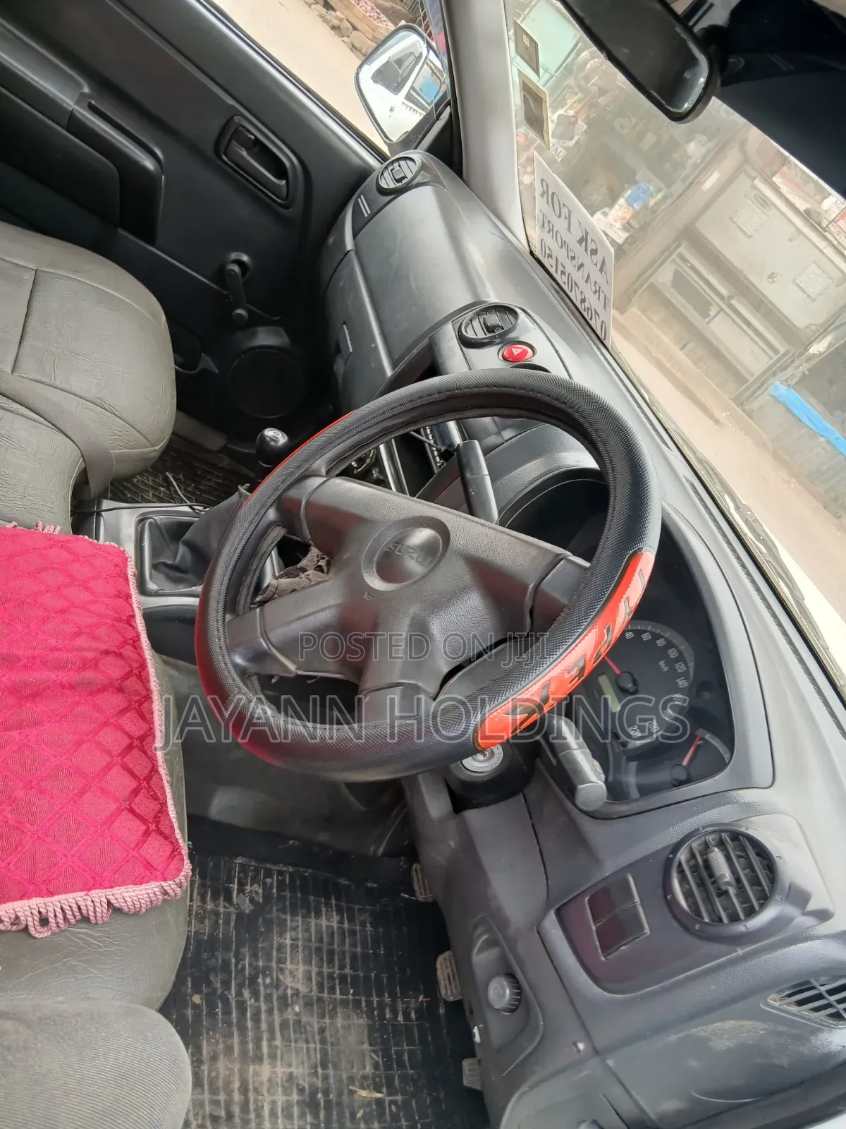 Isuzu D-MAX 2010 White