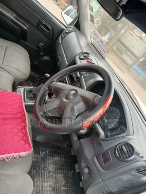 Isuzu D-MAX 2010 White