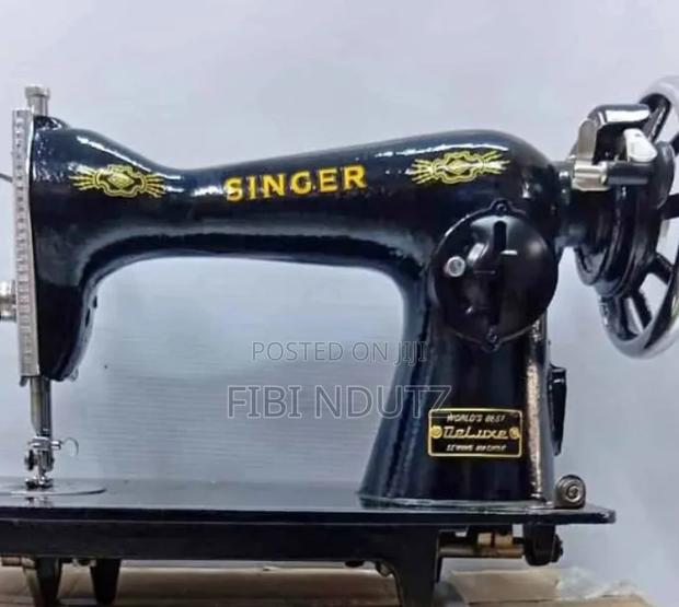 Fast and Heavy Duty Singer Sewing Machine - thumbnail 2