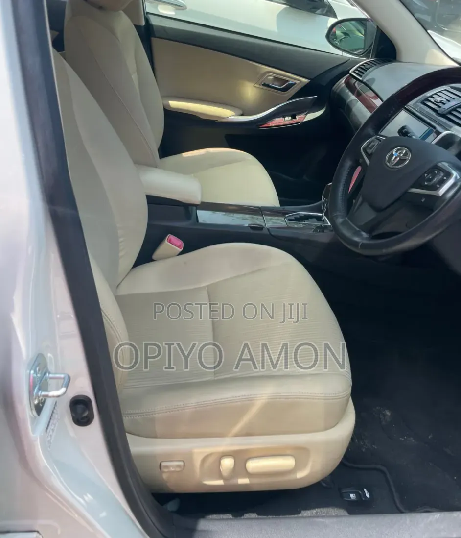 Toyota Premio 2019 White